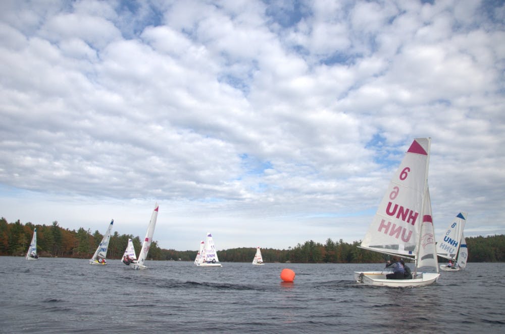 2013-Oct-26-Peak-Foliage-at-UNH-2