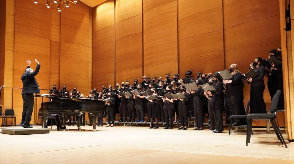 concertphoto1-e1638743020282