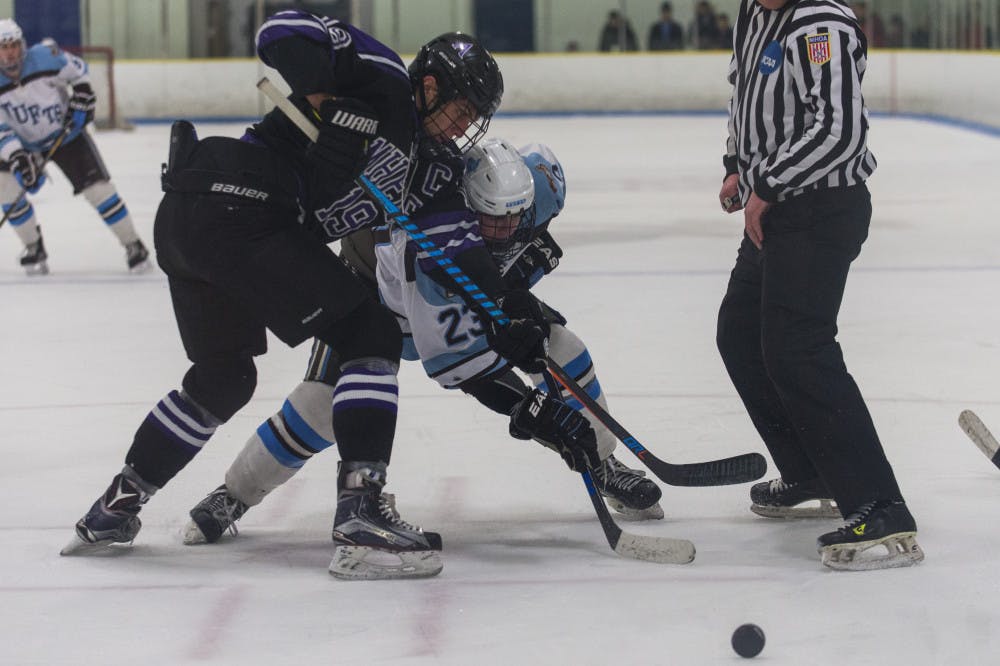 2017-02-10-Tufts-Mens-Ice-Hockey-at-Amherst-005