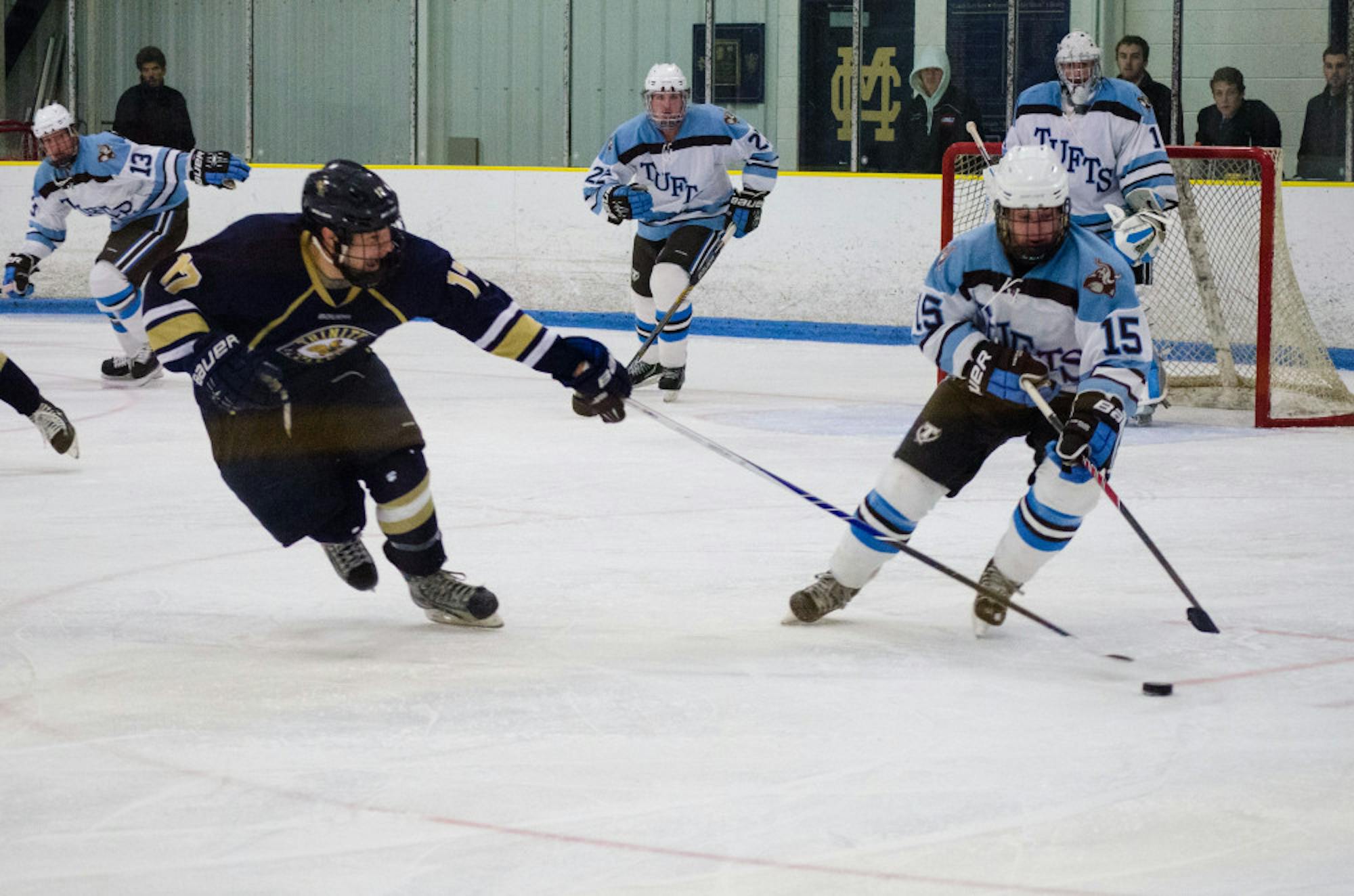 2014-11-16-Tufts-Mens-Ice-Hockey-vs.-Trinity00121