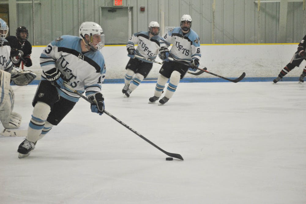 s111414HockeyPhoto