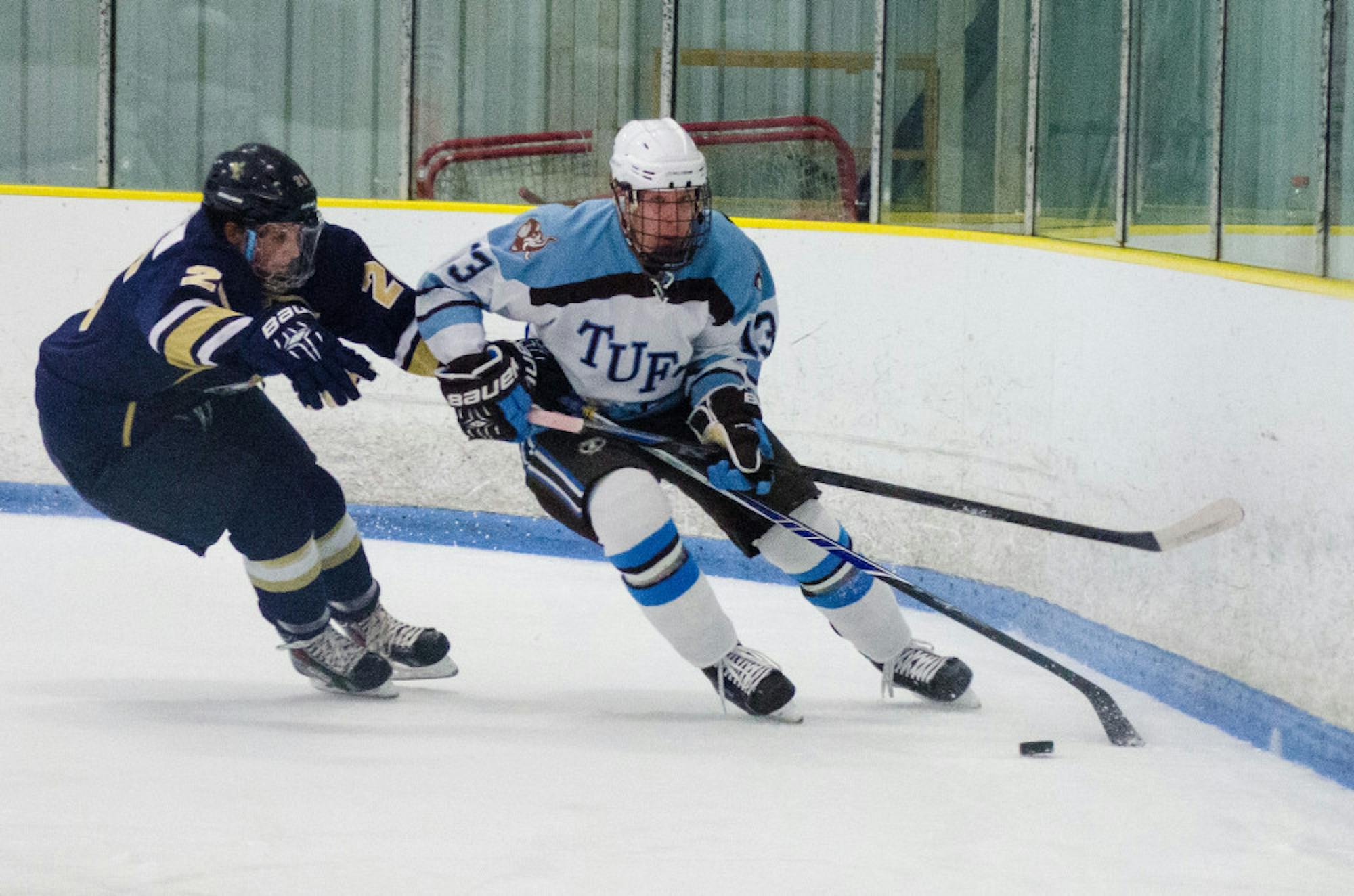 2014-11-16-Tufts-Mens-Ice-Hockey-vs.-Trinity0010