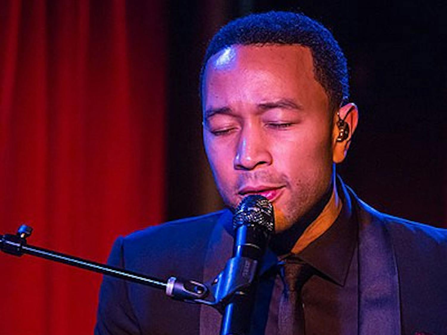 400px-John_Legend_by_Sachyn_Mital