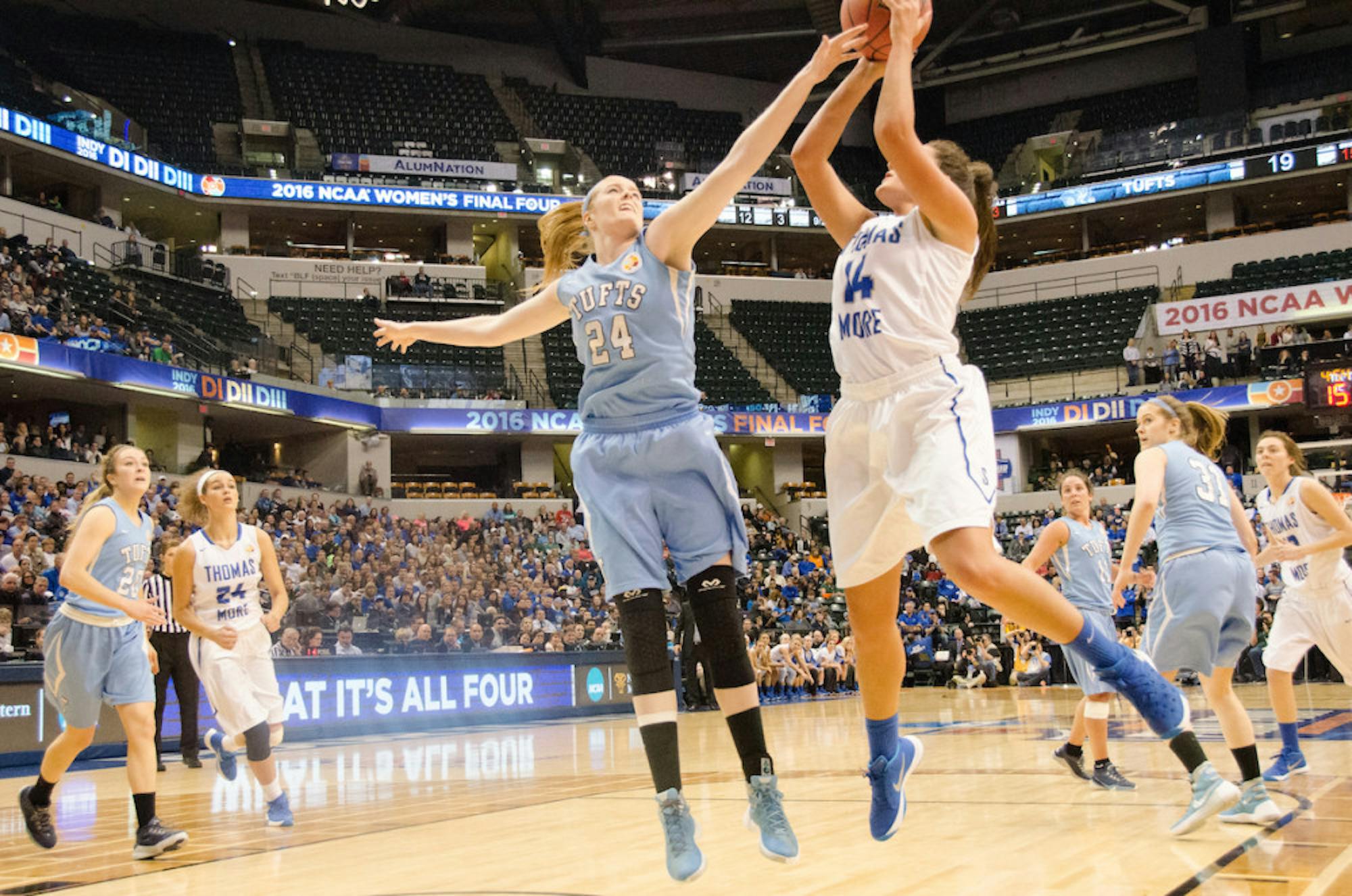 wbball1-2016-04-04-WBball-vs-Thomas-More-18300250-26393-2