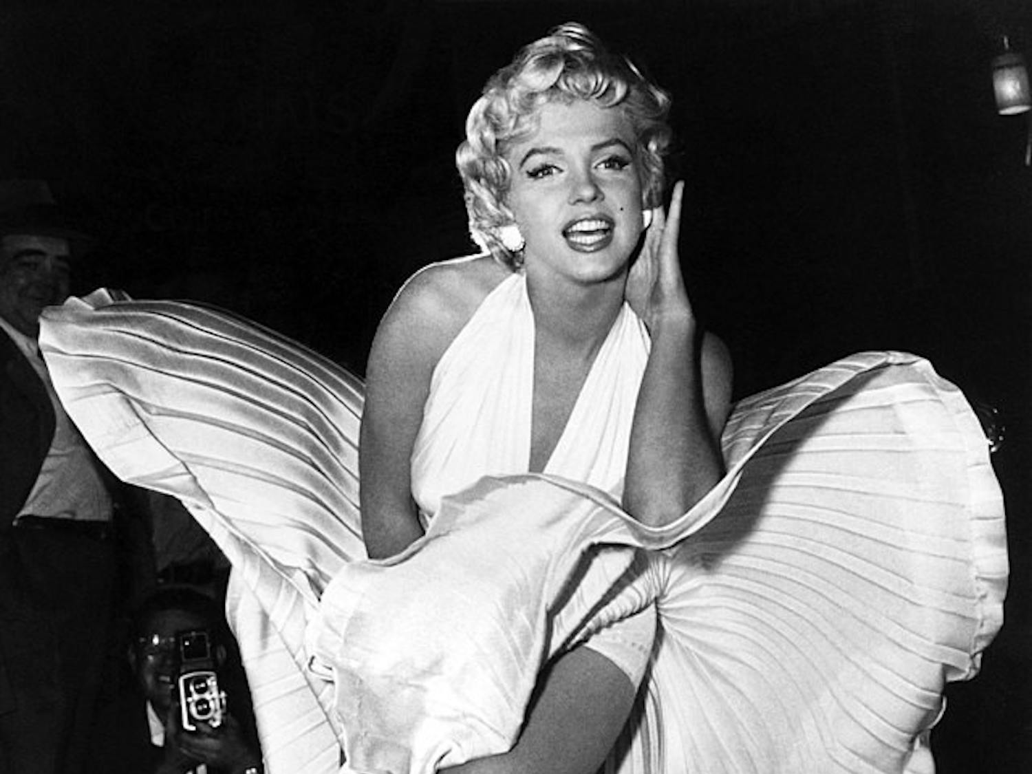 Marilyn_Monroe_photo_pose_Seven_Year_Itch
