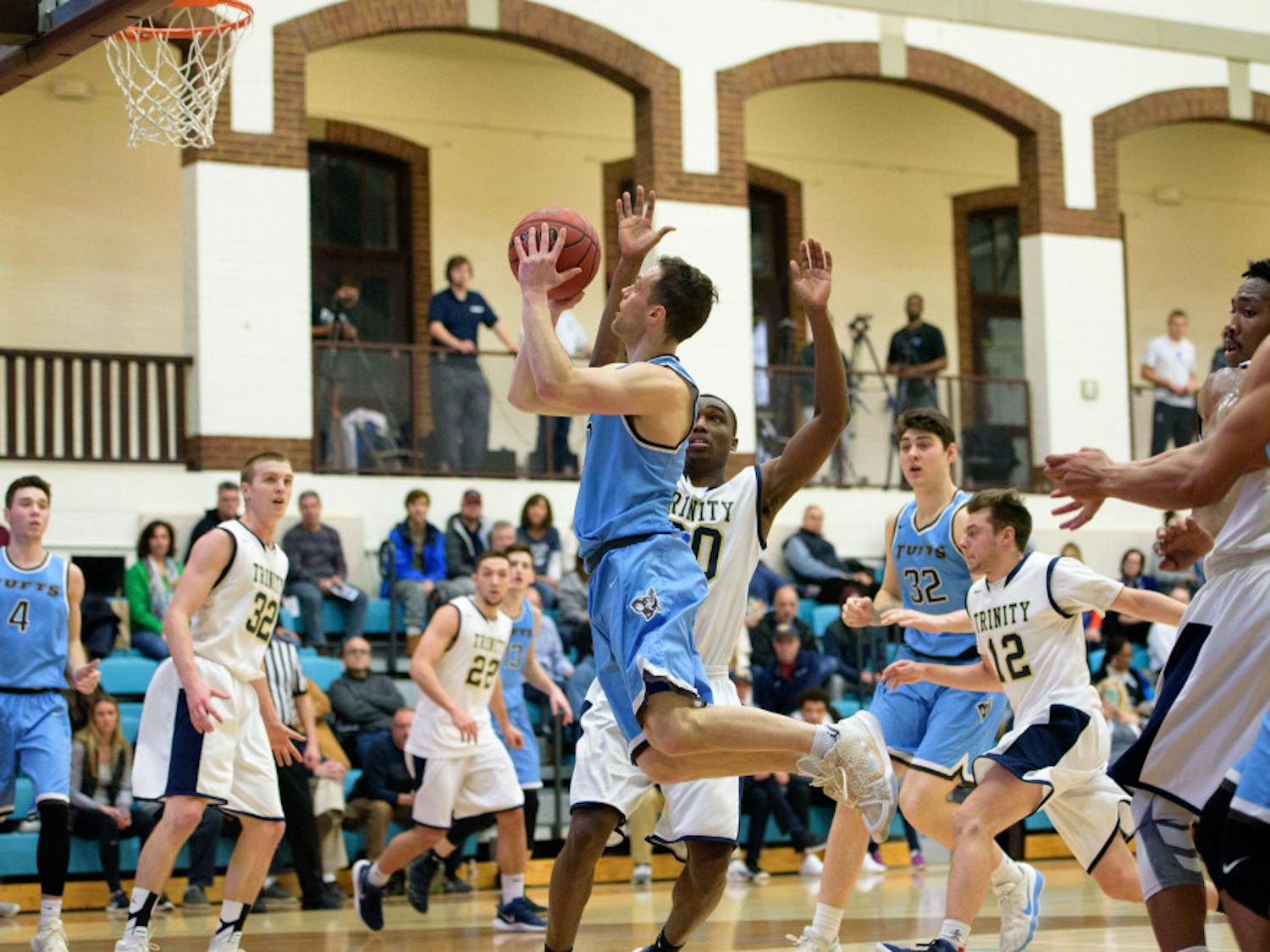 180211-Mens-Basketball-vs-Trinity-1004