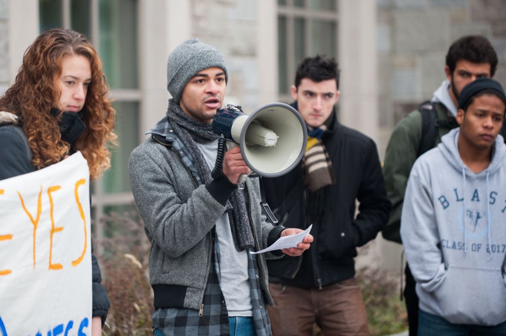 2014-12-02-Eulogy-Reading-3