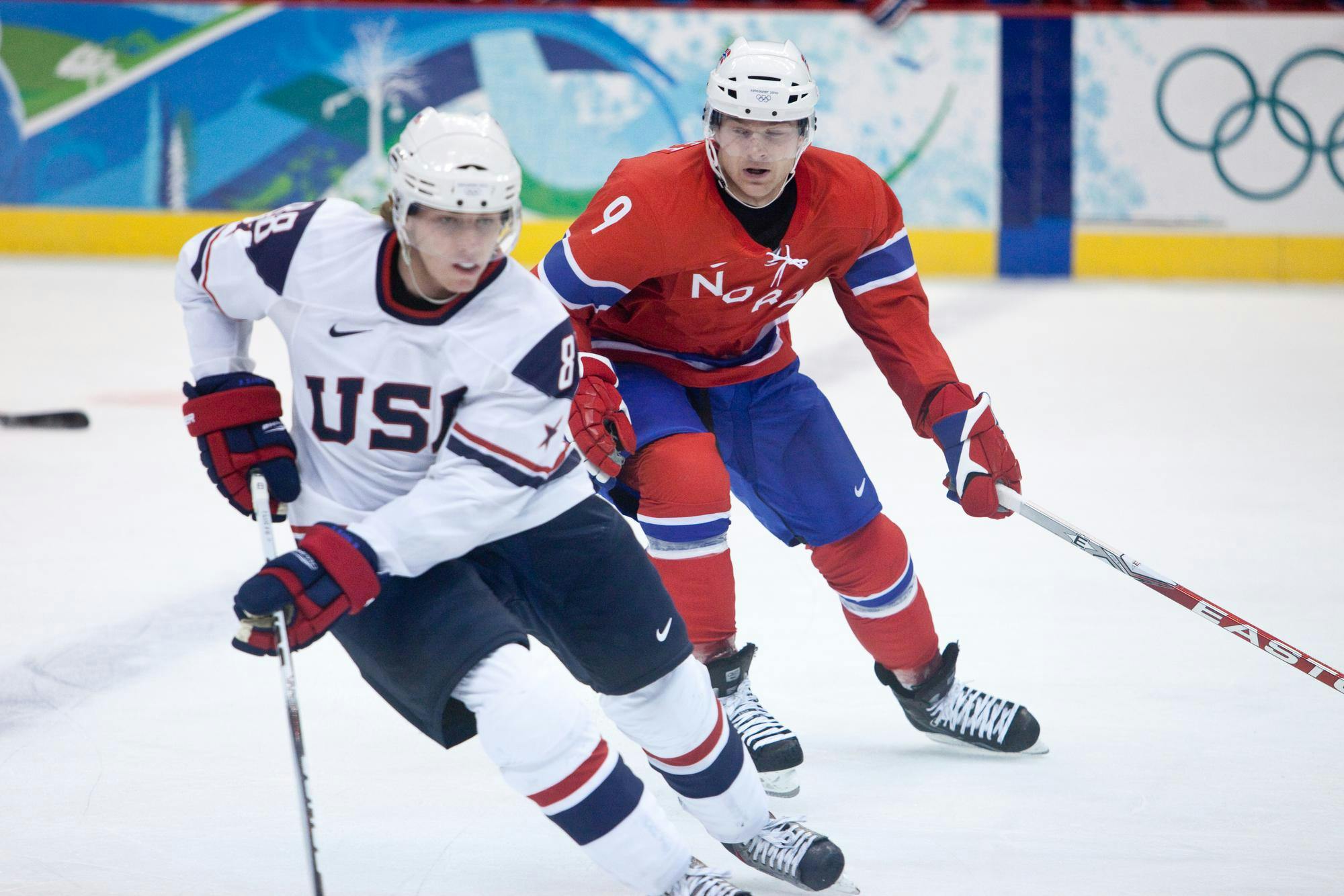 USA_vs_Norway_-_Holtet_and_Kane.jpg