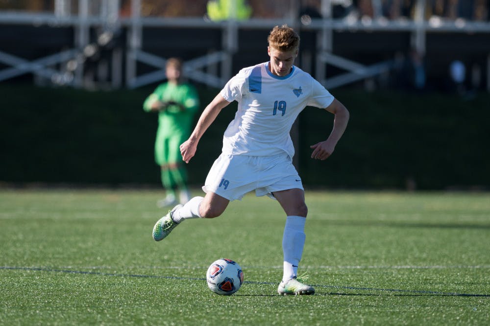 2016-11-19-NCAA-Sectionals-UMass-Boston-at-Tufts-180074