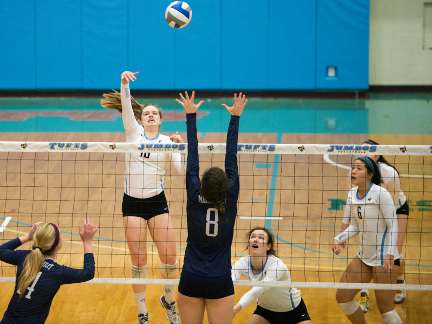 2016-11-06-Volleyball-vs-Middlebury-170931