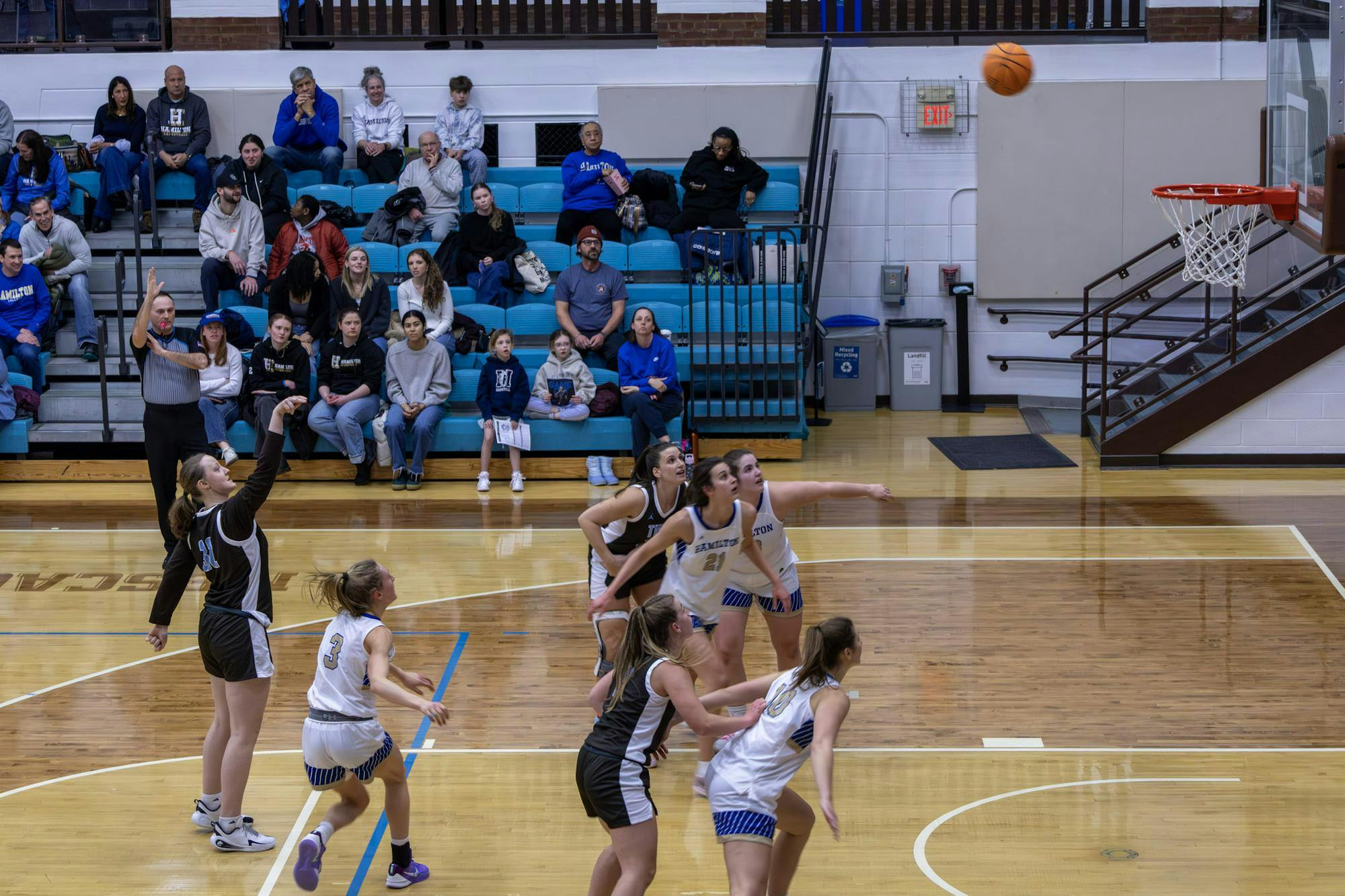 Womens basketball.jpg