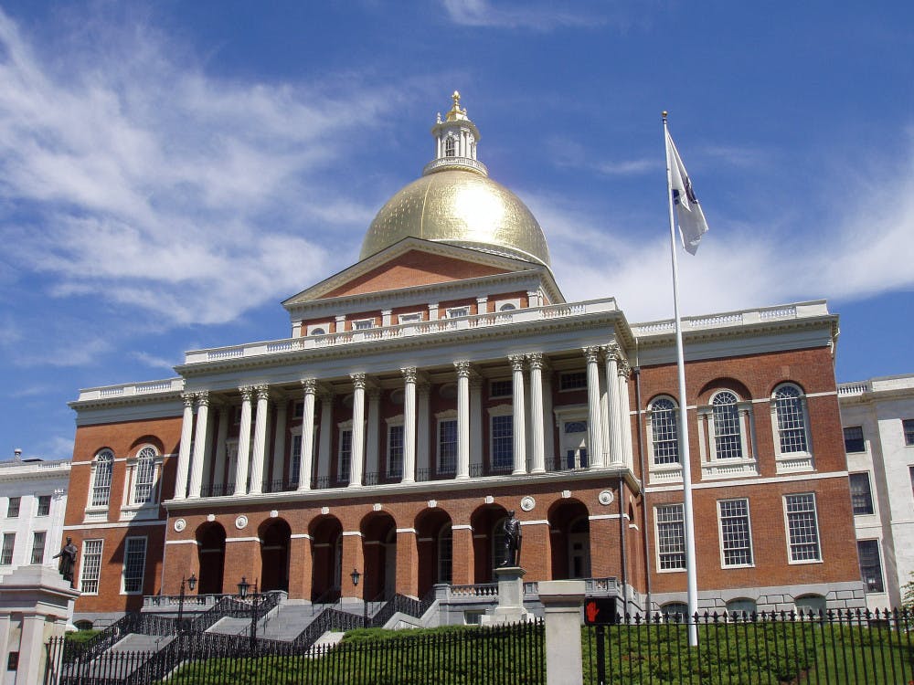 Massachusetts_State_House_Boston_Massachusetts_-_oblique_frontal_view-2