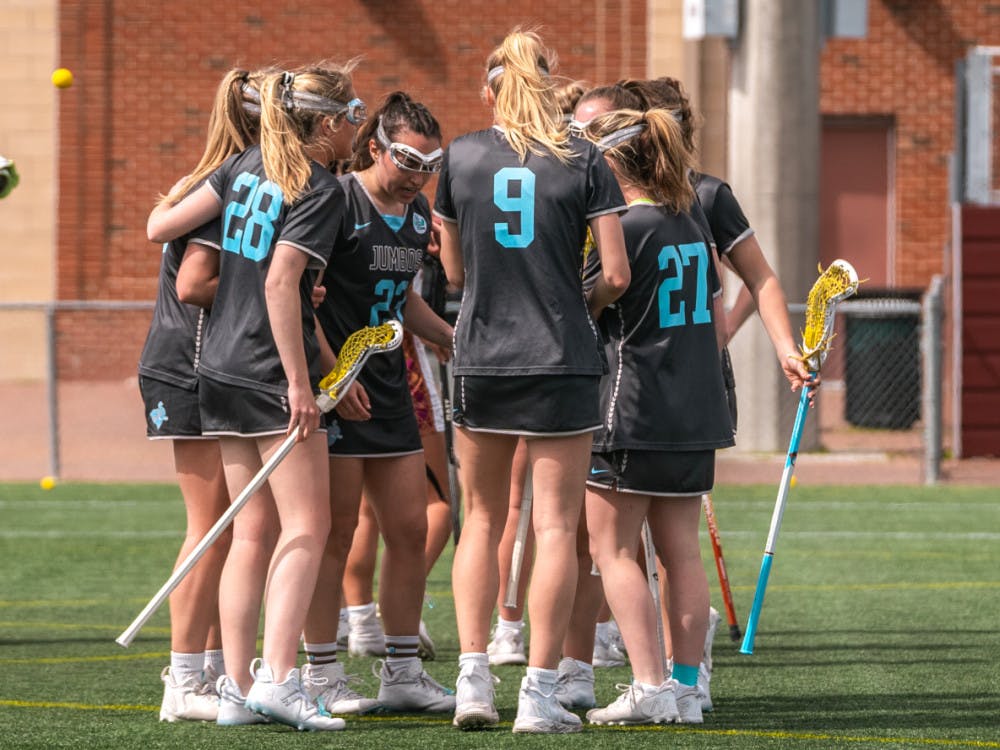 No. 5 Tufts slips to Middlebury 169 away over the weekend The Tufts