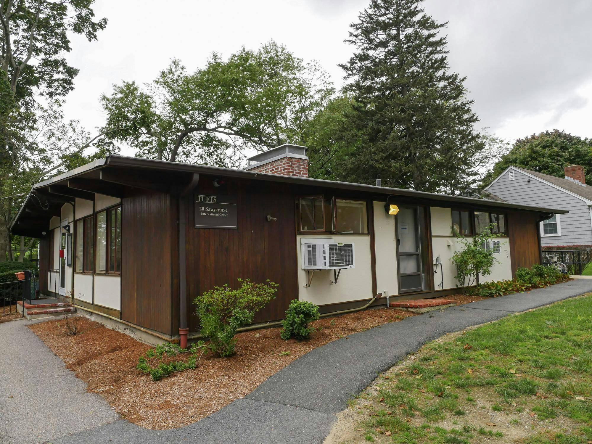  (Mina Terzioglu : Tufts Daily).jpg