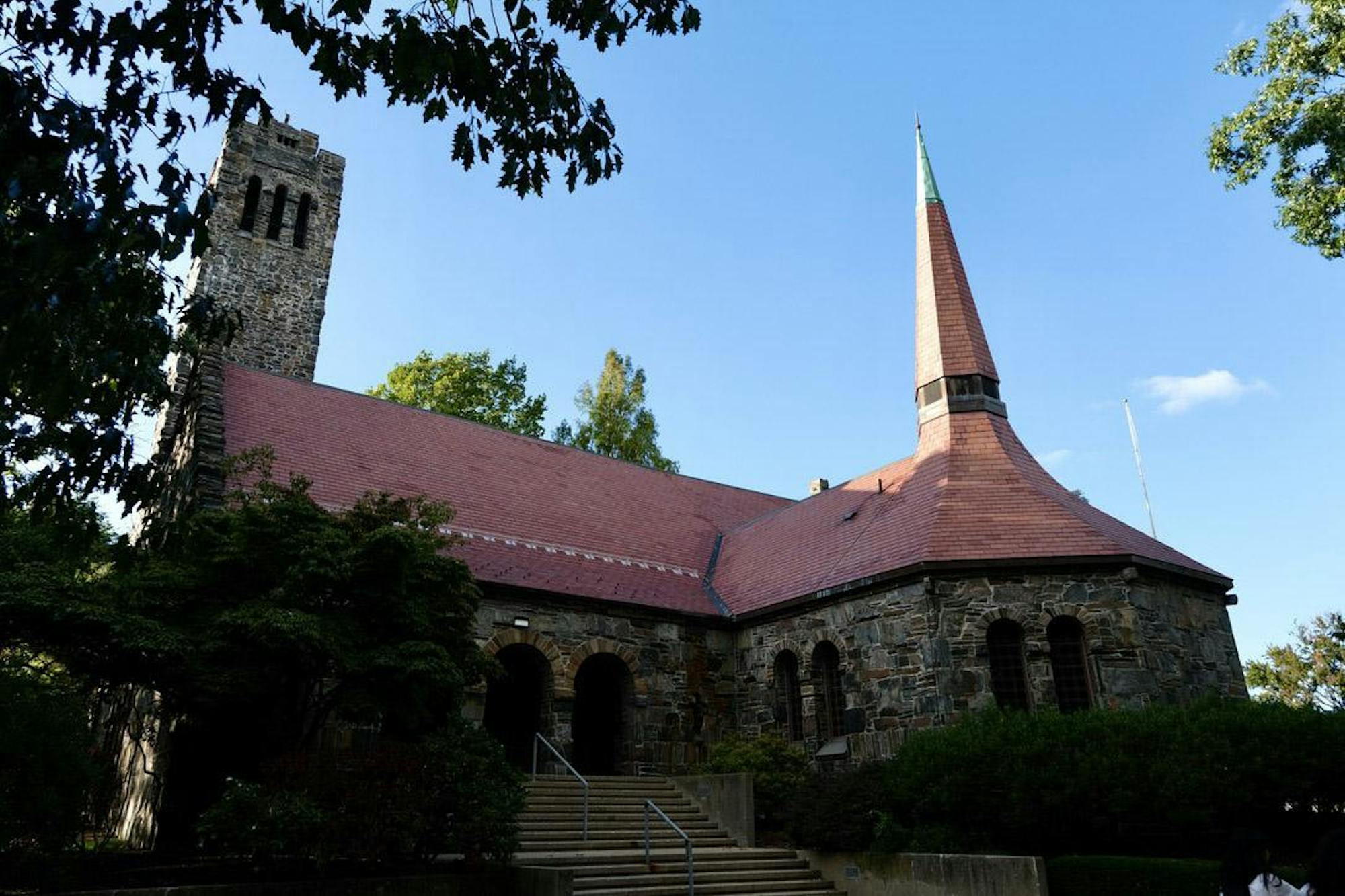 Tufts receives $30,000 grant from Interfaith America to promote ...