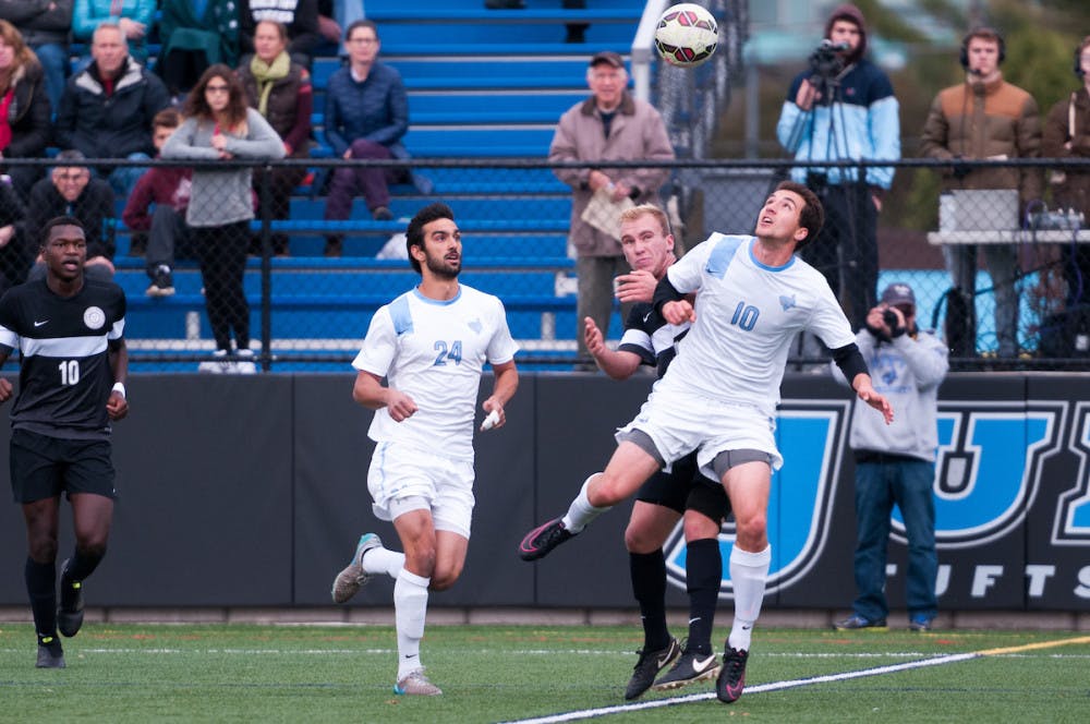soccer1-2016-10-29-MSOC-vs-Bowdoin-165255