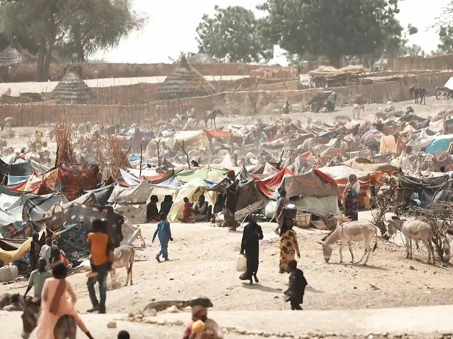 Screengrab_of_refugee_camp_from_Number_of_Refugees_Who_Fled_Sudan_for_Chad_Double_in_Week.jpg