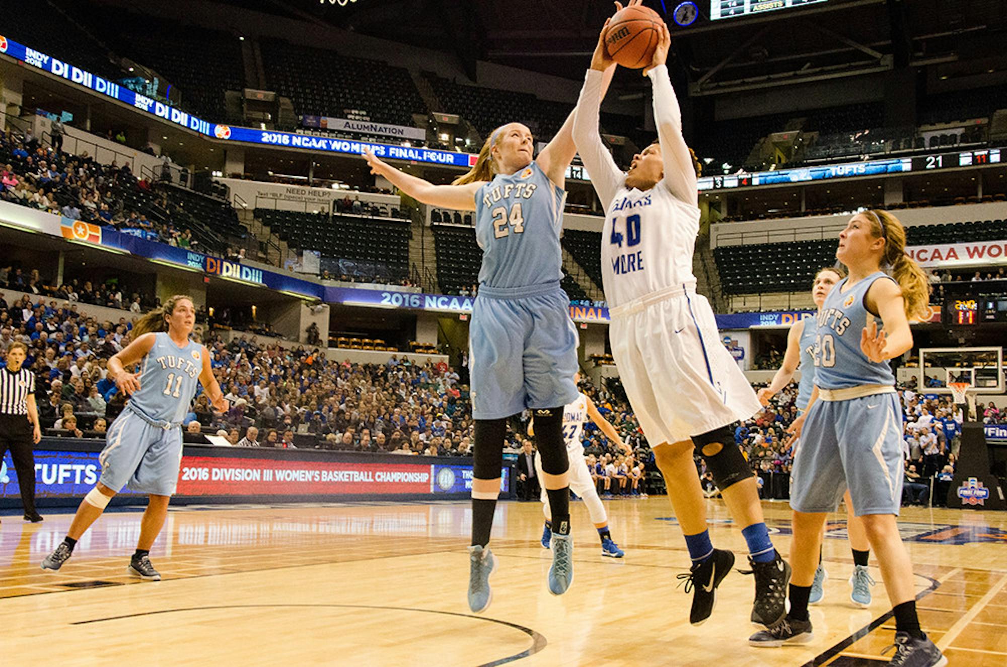2016-04-04-WBball-vs-Thomas-More-18352530-26422