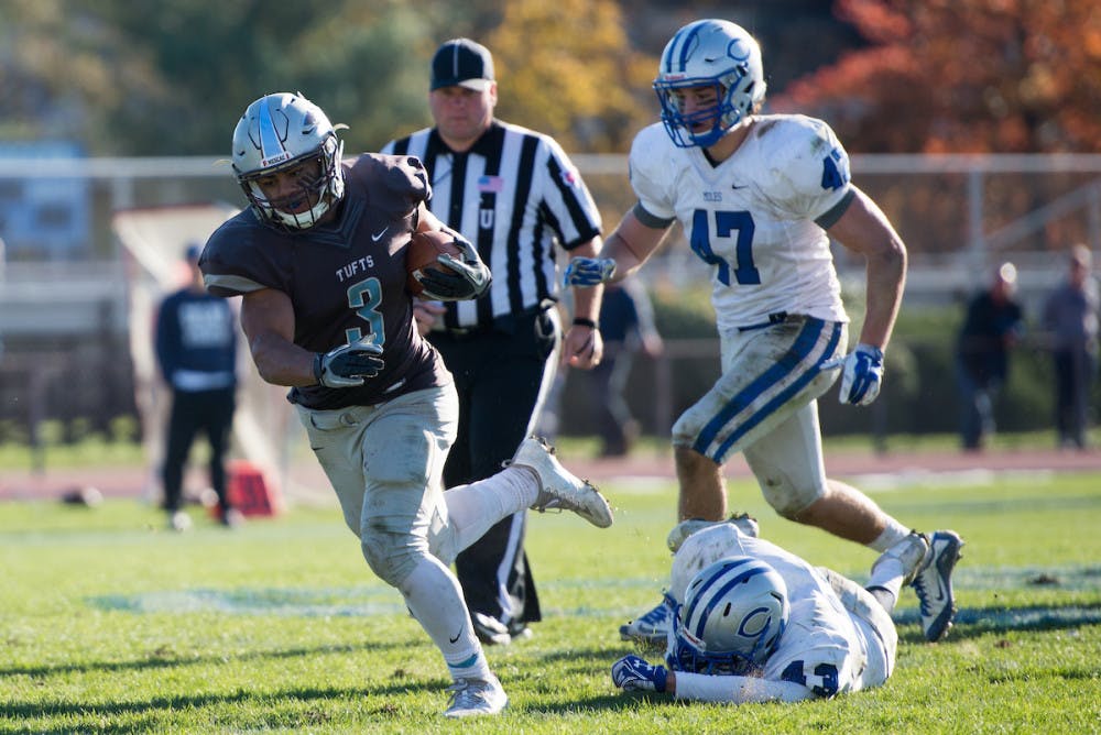 2016-11-05-Football-vs-Colby-167490