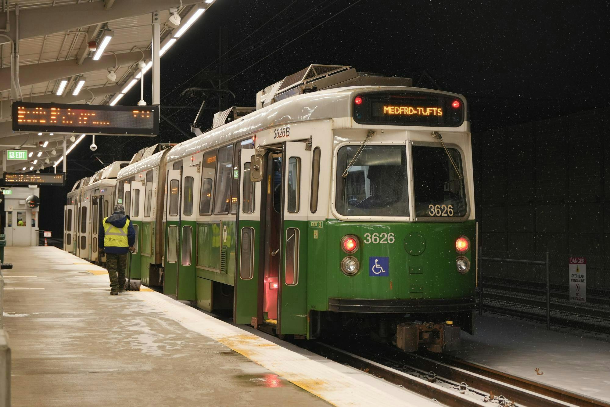 greenLine1.jpg