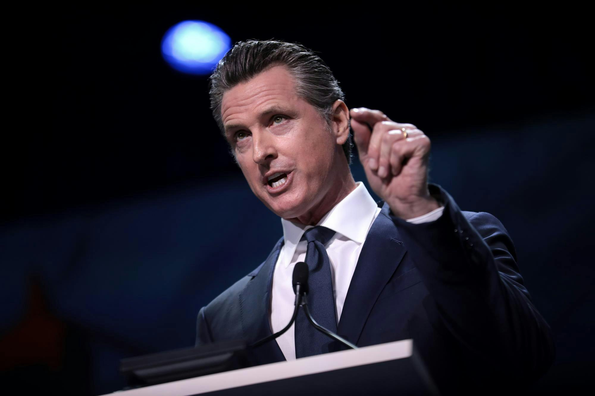 Gavin_Newsom_2019.jpeg