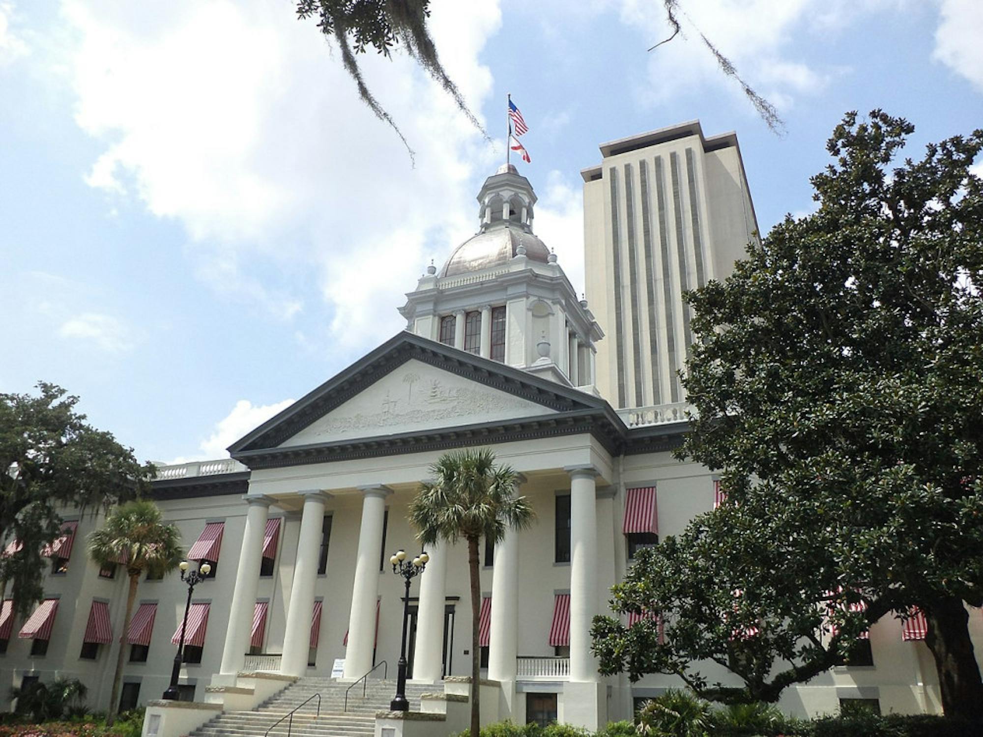 Floridas_Historic_Capitol_and_Florida_State_Capitol_2