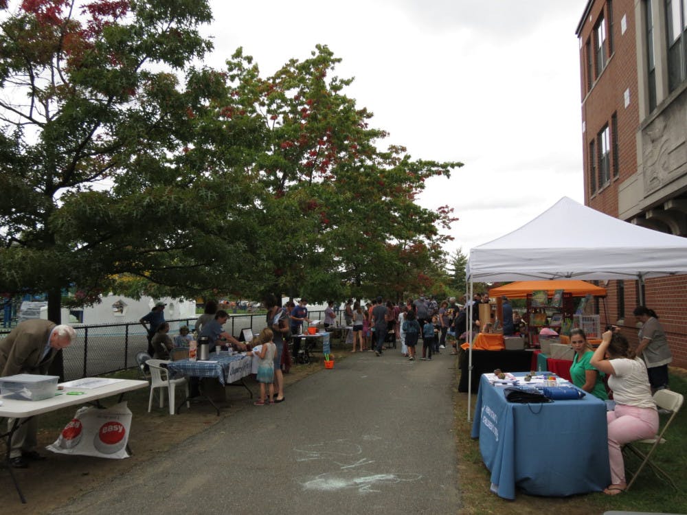 Festival-Tables-scaled