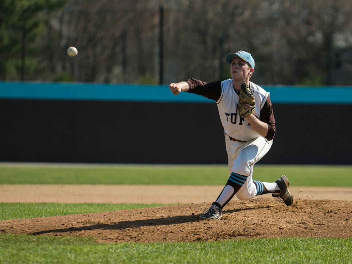 2017-04-11-Baseball-vs.-Roger-Williams-Hawks-017