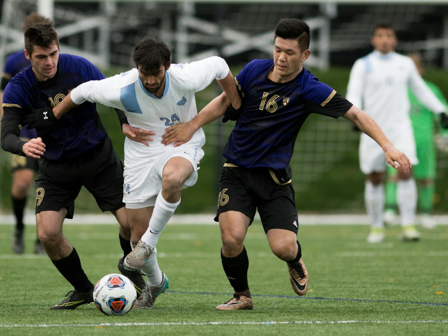 2016-11-20-NCAA-Quarterfinals-Kenyon-at-Tufts-182798