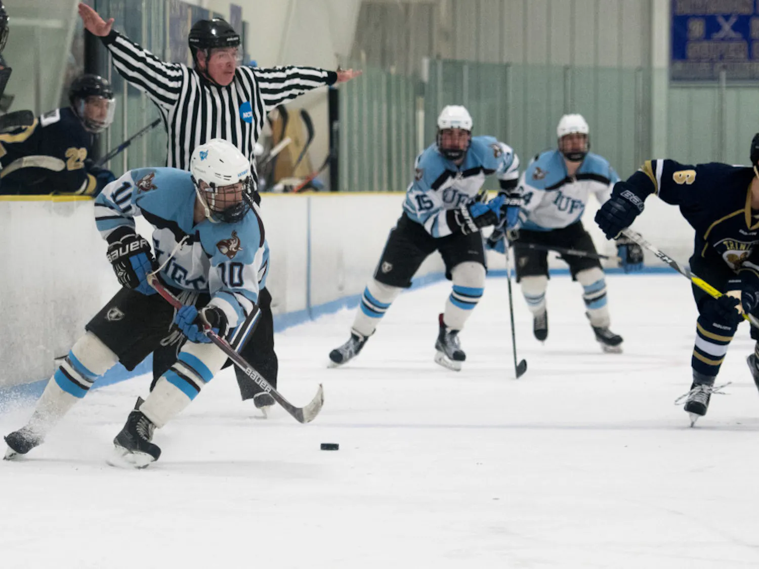 2016-11-18-Ice-Hockey-vs-Trinity-174764