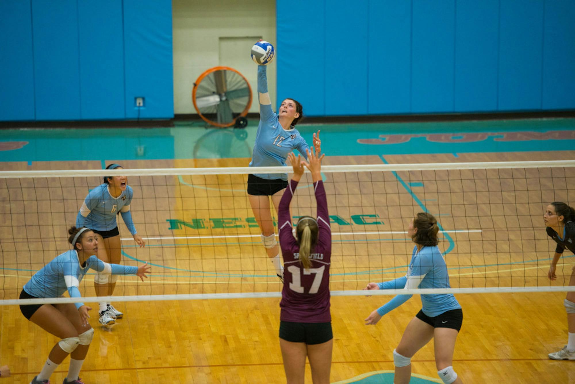 2015-09-09-WSoccer-and-VBall-4029