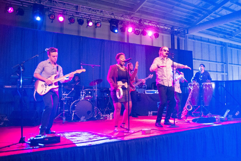 2015-09-11-Fall-Gala-4446