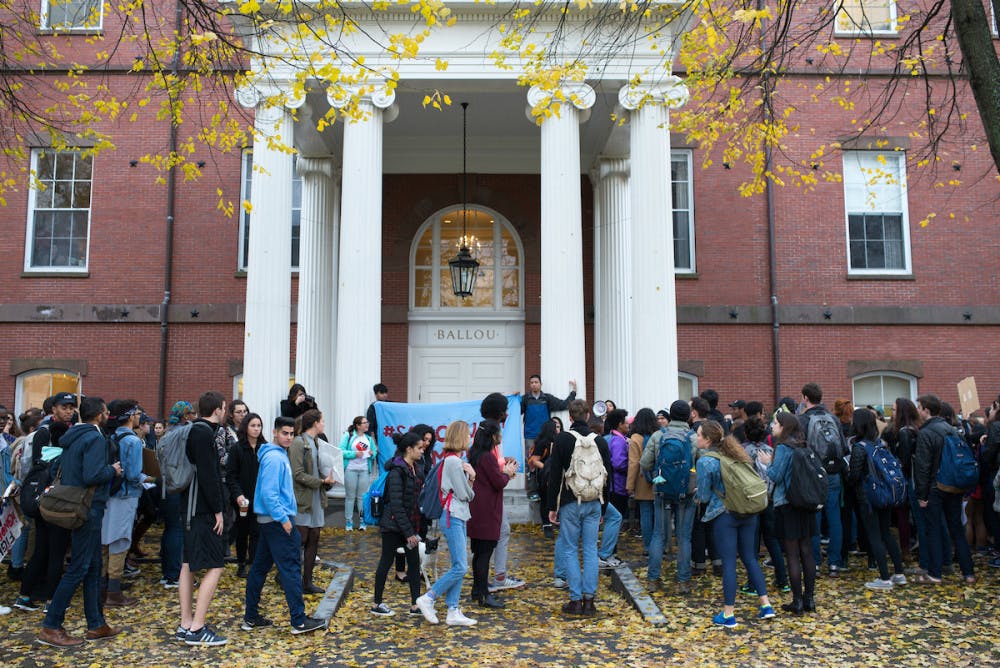 2016-11-16-Walk-Out-173155