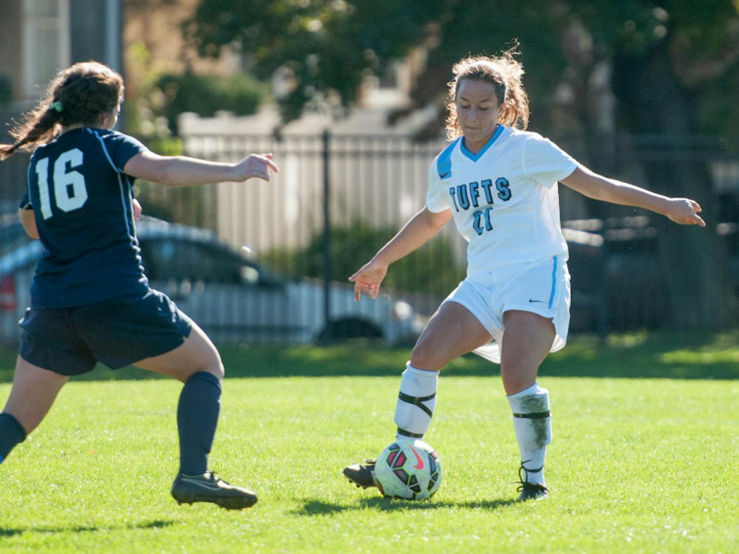 2015-10-10-WSoccer-vs-Middlebury-7654