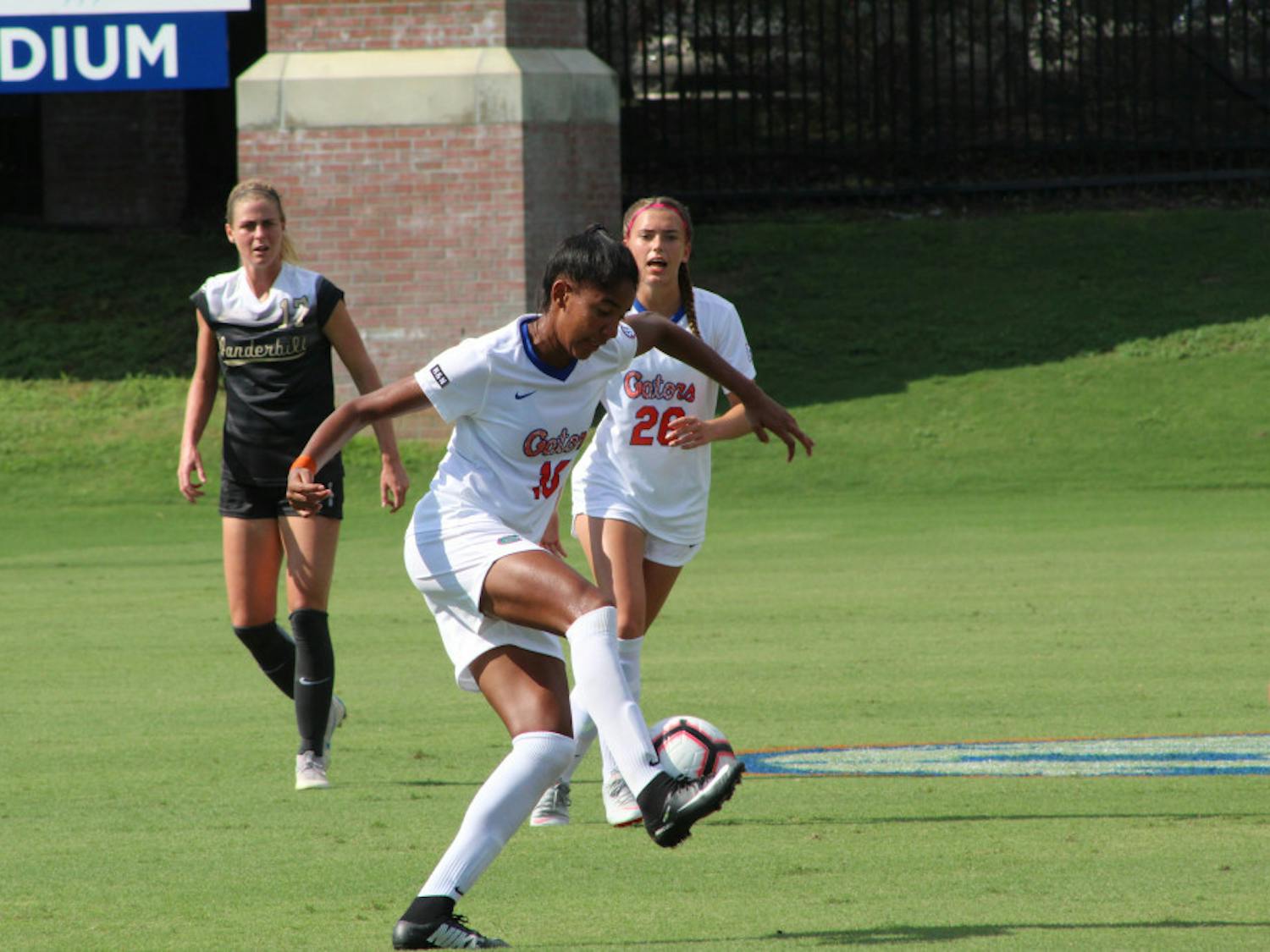 Senior Lais Araujo finally broke UF's scoreless streak (six games) with a goal in the 78th minute of the 2-1 home loss to the Commodores on Sunday.