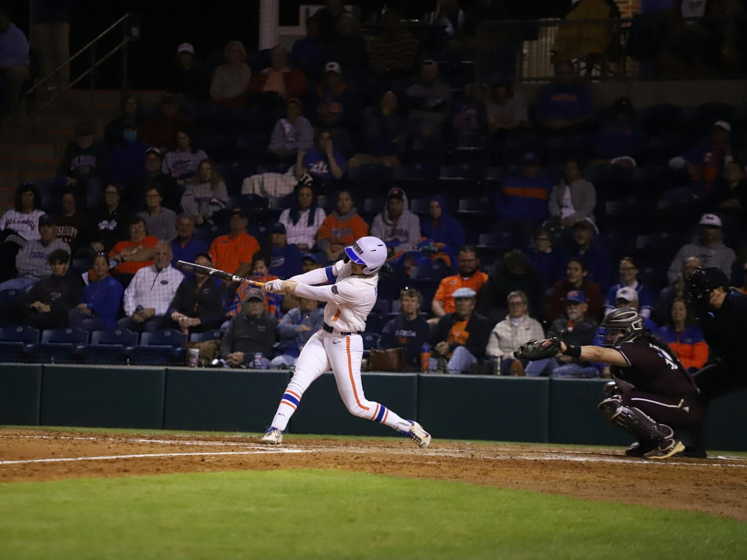 No.6 Florida fell to the hands of the No. 14 Tennessee Volunteers Saturday for its first conference loss of the year.