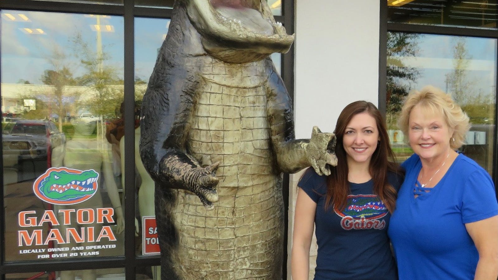 Familyowned UF apparel store Gator Mania goes out of business  The