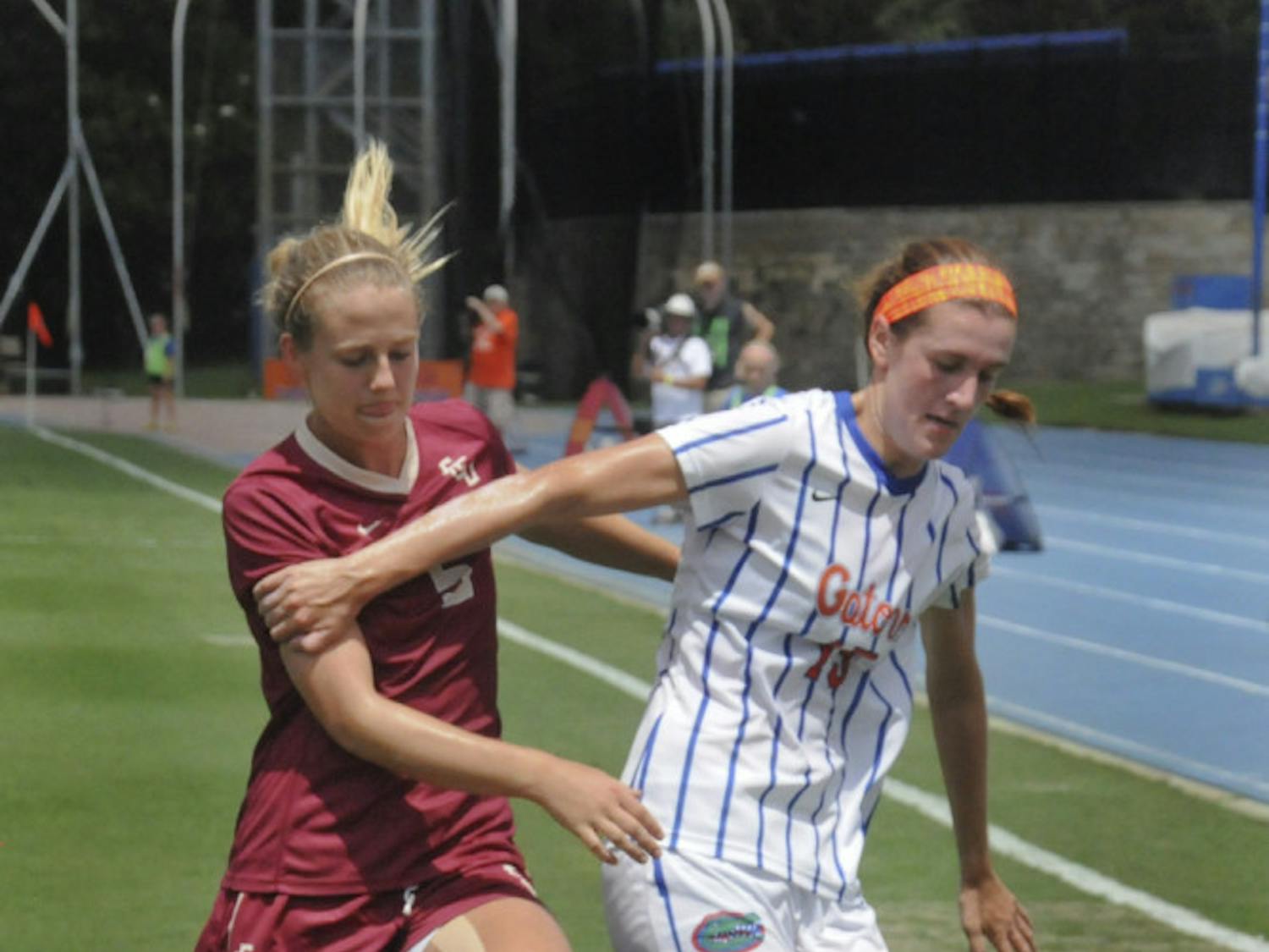 UF's Sarah Troccoli dribbles during Florida's 3-2 win against Florida State on Aug. 30, 2015, at James G. Pressly Stadium.