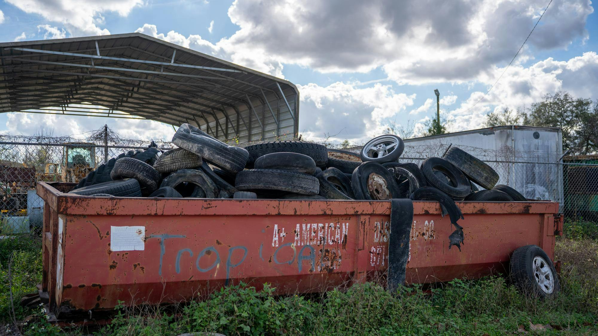 Recycling Services of America center sorts items at 2874 NE 1st Terrace in Gainesville, Fla., Friday, Jan, 9, 2026. 