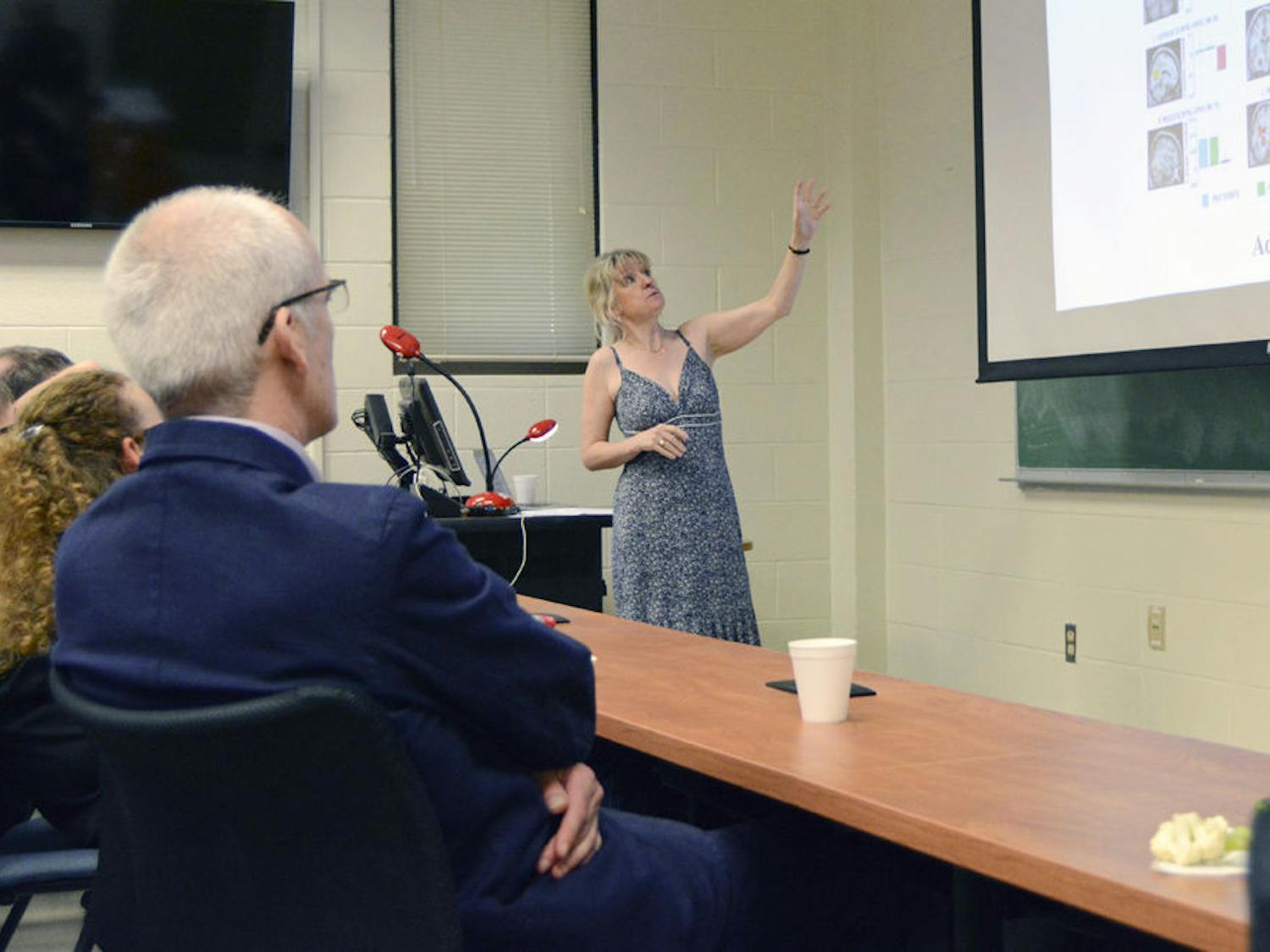 Nicola Clayton, a professor of comparative cognition at the University of Cambridge, presents her lecture titled “The Evolution of Shopping Lists,” to a packed audience in Bertram Hall on Tuesday afternoon. In her lecture, Clayton argued that humans are not the only organism capable of remembering the past to plan for the future.