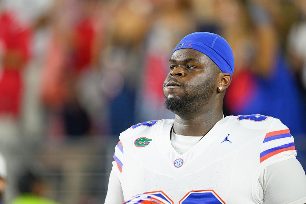 Florida defensive lineman Caleb Banks (88) during warmups before an NCAA college football game, Saturday, Nov. 15, 2025, in Oxford, Miss.