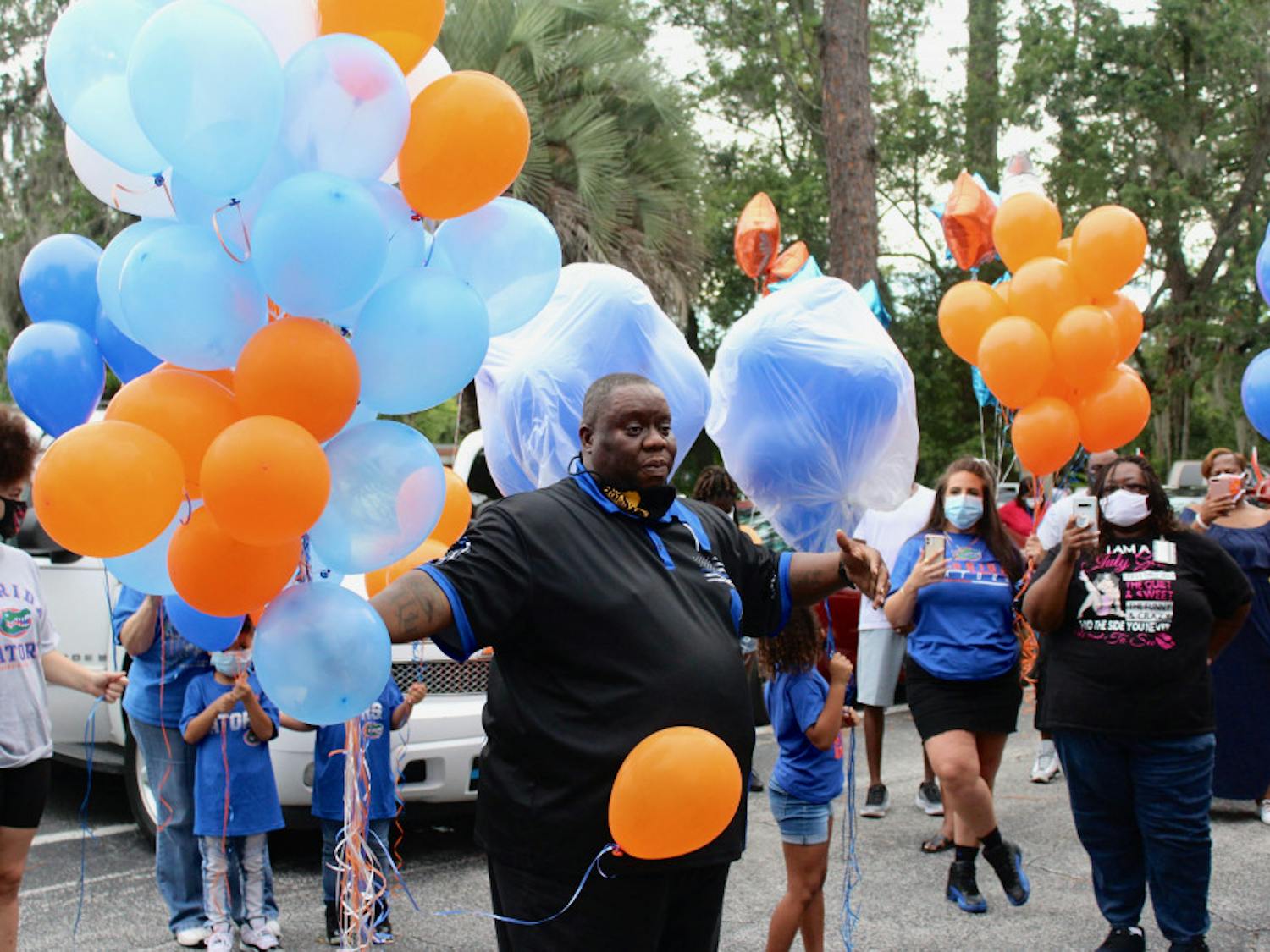 Antwuan Hamm organized a balloon release at the Alachua County Schools bus yard on August 7 in honor of his mother, Troyanna Hamm. Troyanna was a driver for Alachua County Public Schools for 27 years and passed away from COVID-19 in 2020. Click here to read more about Troyanna's life and the impact she had on the community.