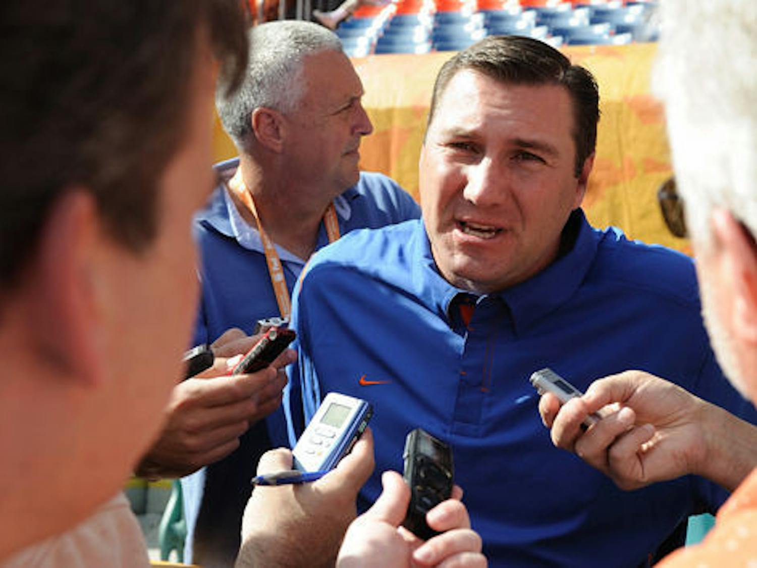 Former Mississippi State coach and Florida offensive coordinator Dan Mullen agreed to become the Gators next head coach, the school announced Sunday evening.