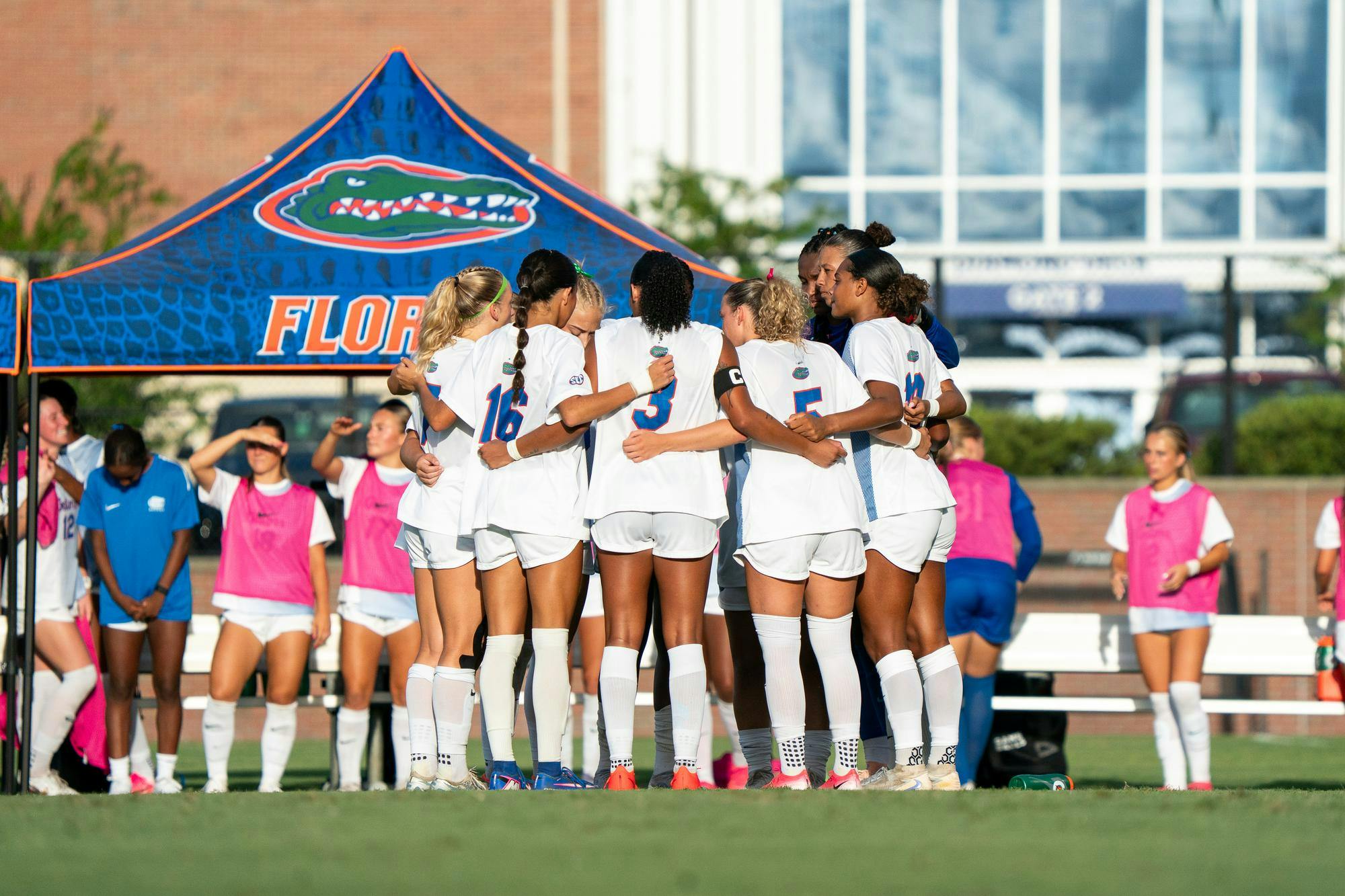 Florida players huddle before kickoff against Youngstown State in Gainesville, Fla. Thursday, Sept. 3, 2026.