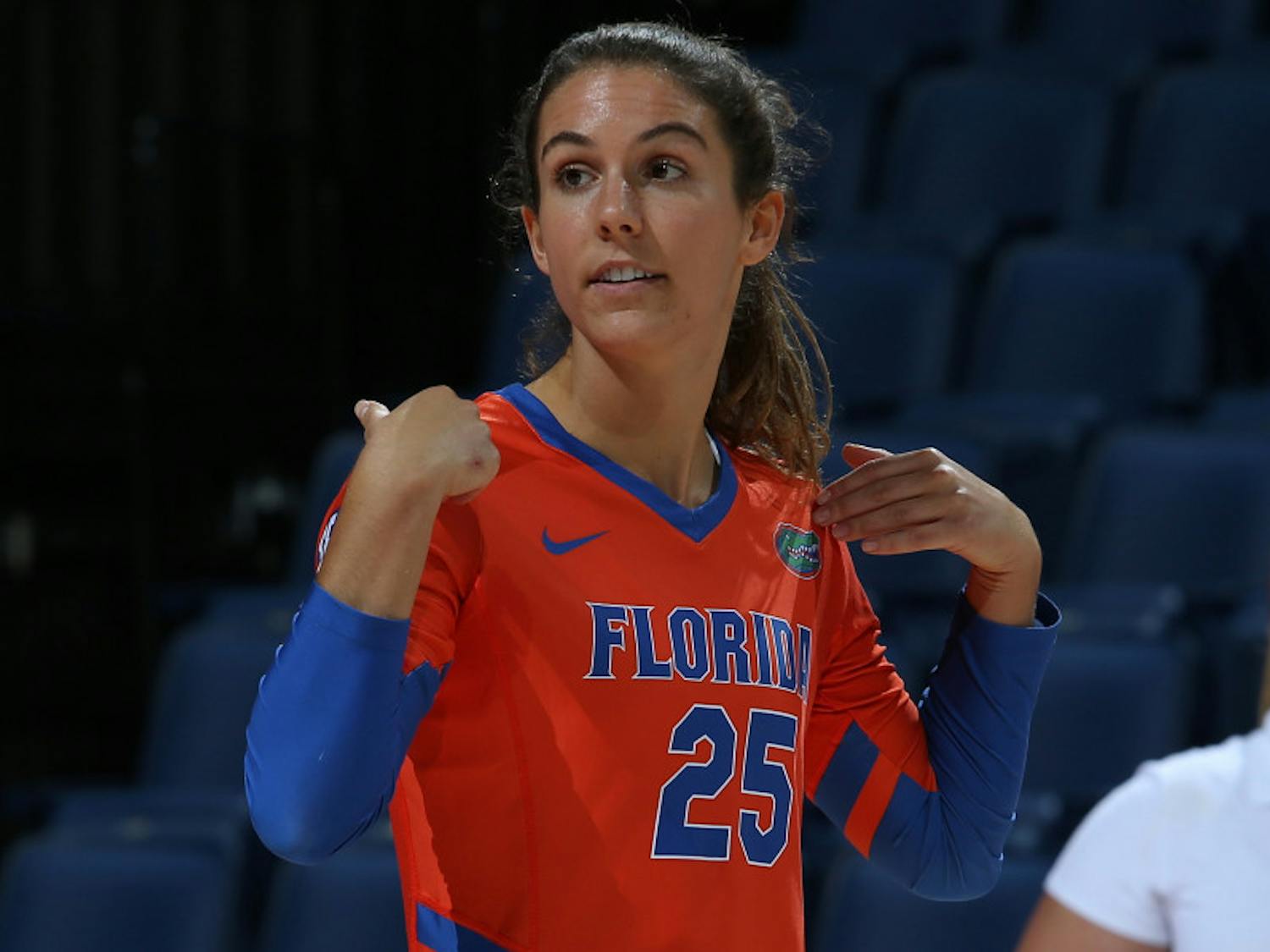 Lindsey Rogers watched as both of her parents dealt with cancer. Tonight at 7, the Gators will participate in the annual ‘Dig Pink’ match, which aims to raise funds and increase awareness for breast cancer.