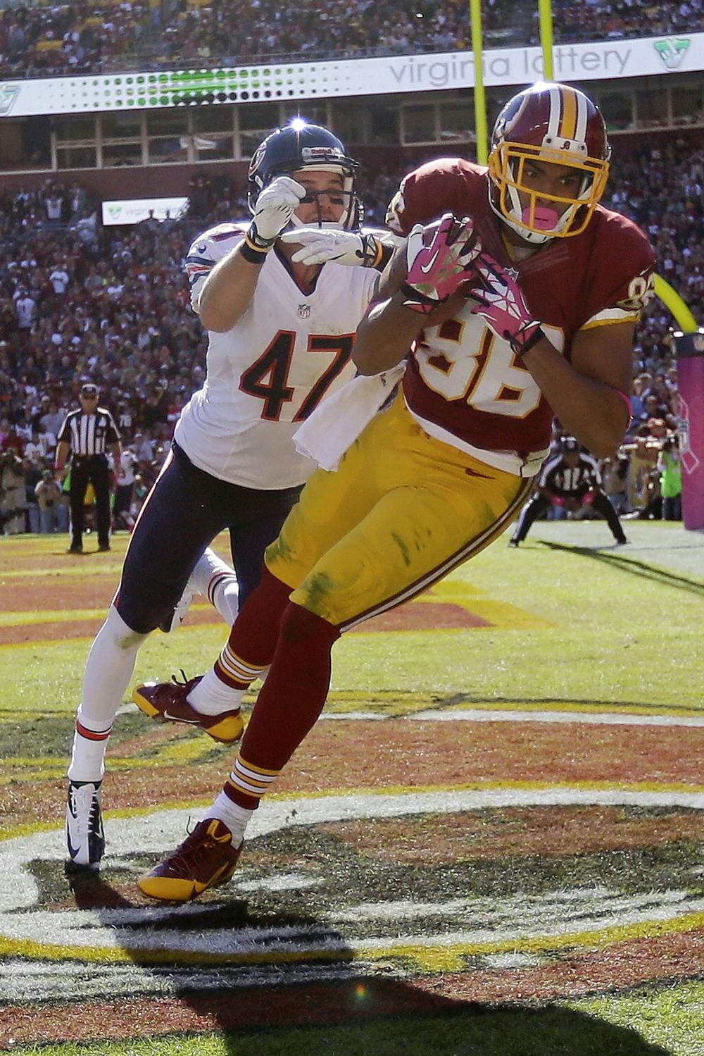 Rookie tight end Jordan Reed catches a touchdown pass against the Chicago Bears in Landover, Md., on Sunday.