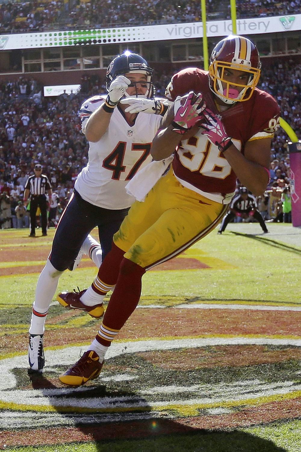<p>Rookie tight end Jordan Reed catches a touchdown pass against the Chicago Bears in Landover, Md., on Sunday.</p>