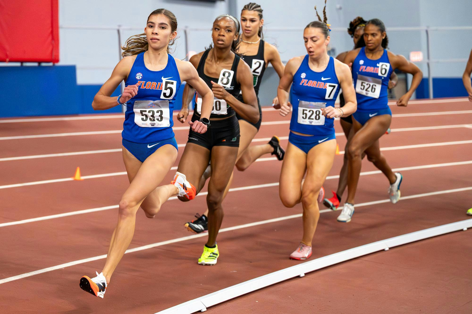 Florida distance runner Claire Stegall runs in the women’s 1000 during the Jimmy Carnes Invitational in Gainesville, Fla., Friday, Jan. 16, 2026.