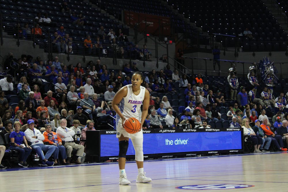 Florida guard KK Deans takes the ball in the Gators' 82-77 loss to the Lady Bulldogs Sunday, Jan. 8, 2023.
