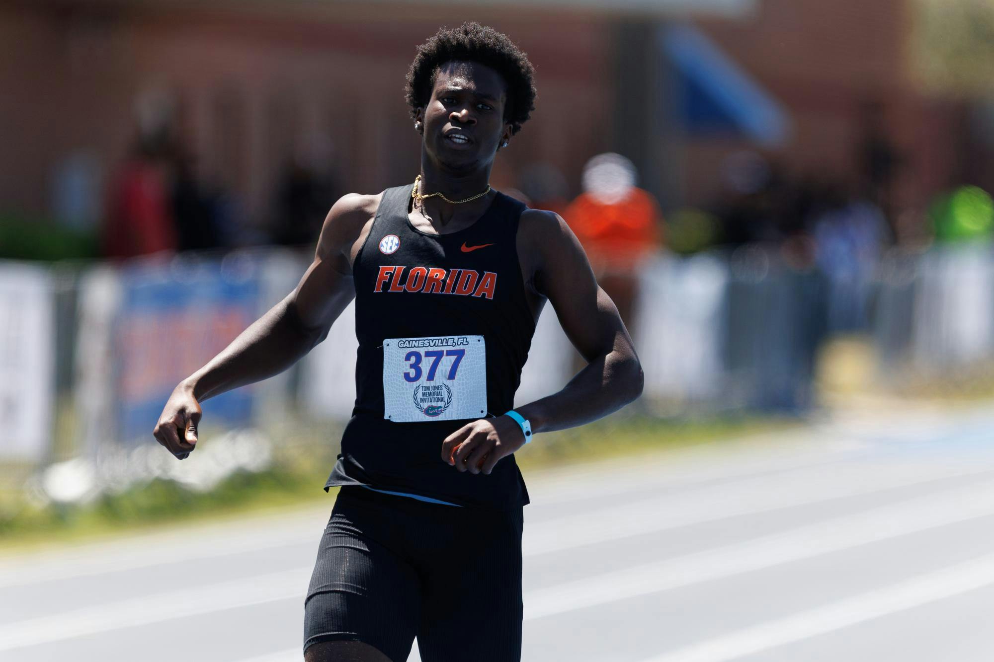Jordaine Johnson competes in the men’s 200 meter during the Tom Jones Memorial Invitational in Gainesville, Fla., Friday, April 17, 2026.